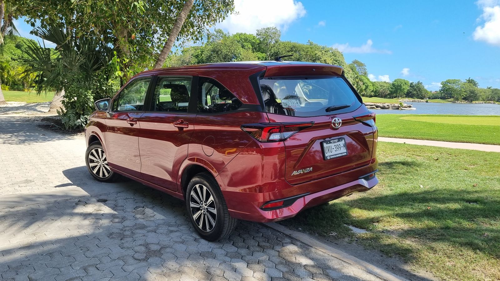Toyota Avanza 2025 3