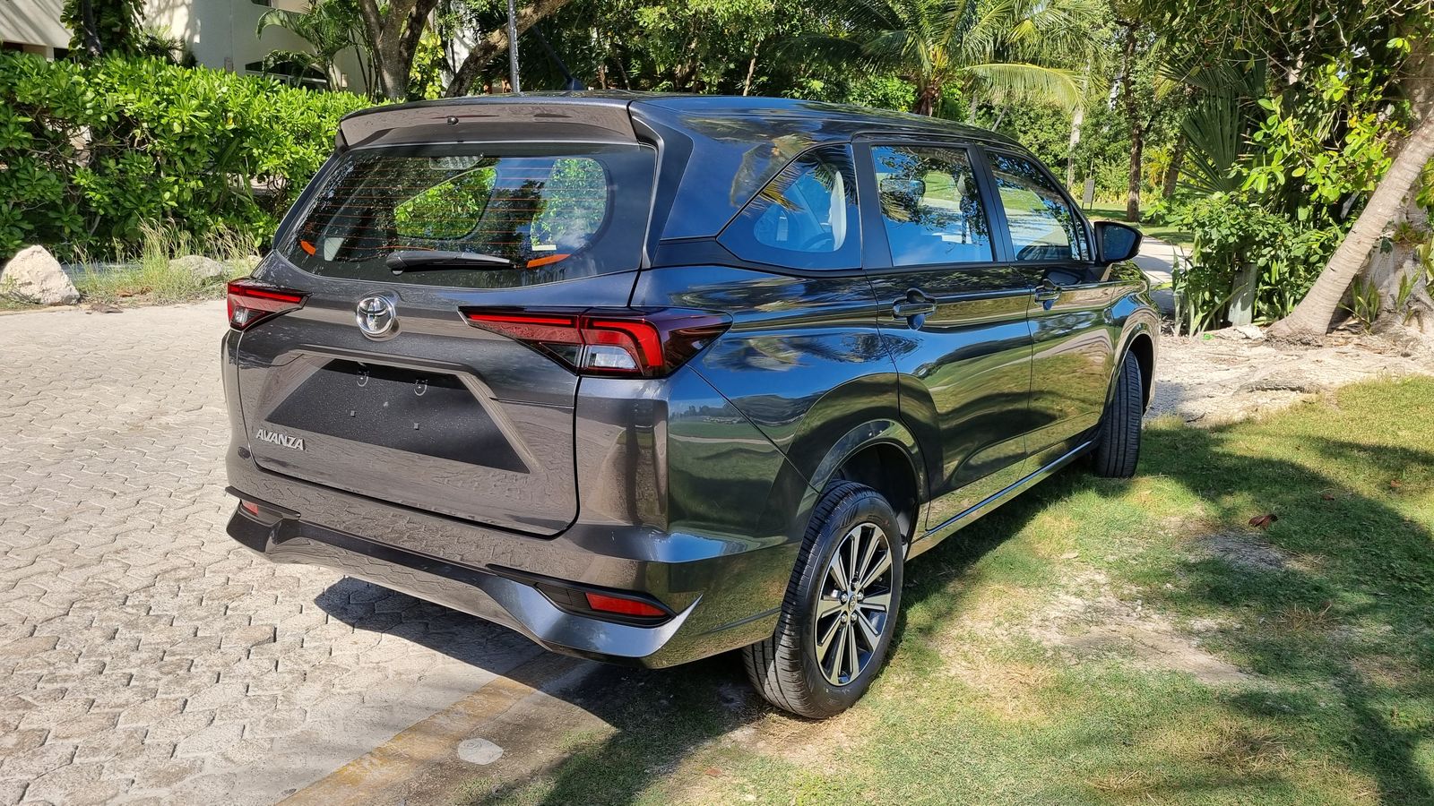 Toyota Avanza 2026 3